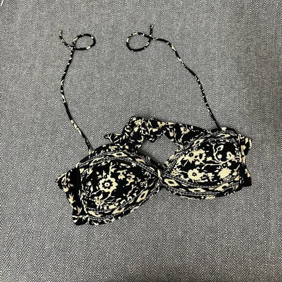 ROBIN PICCONE - Twist Front Tribal Halter Bikini Swim Top - Picture 1 of 4